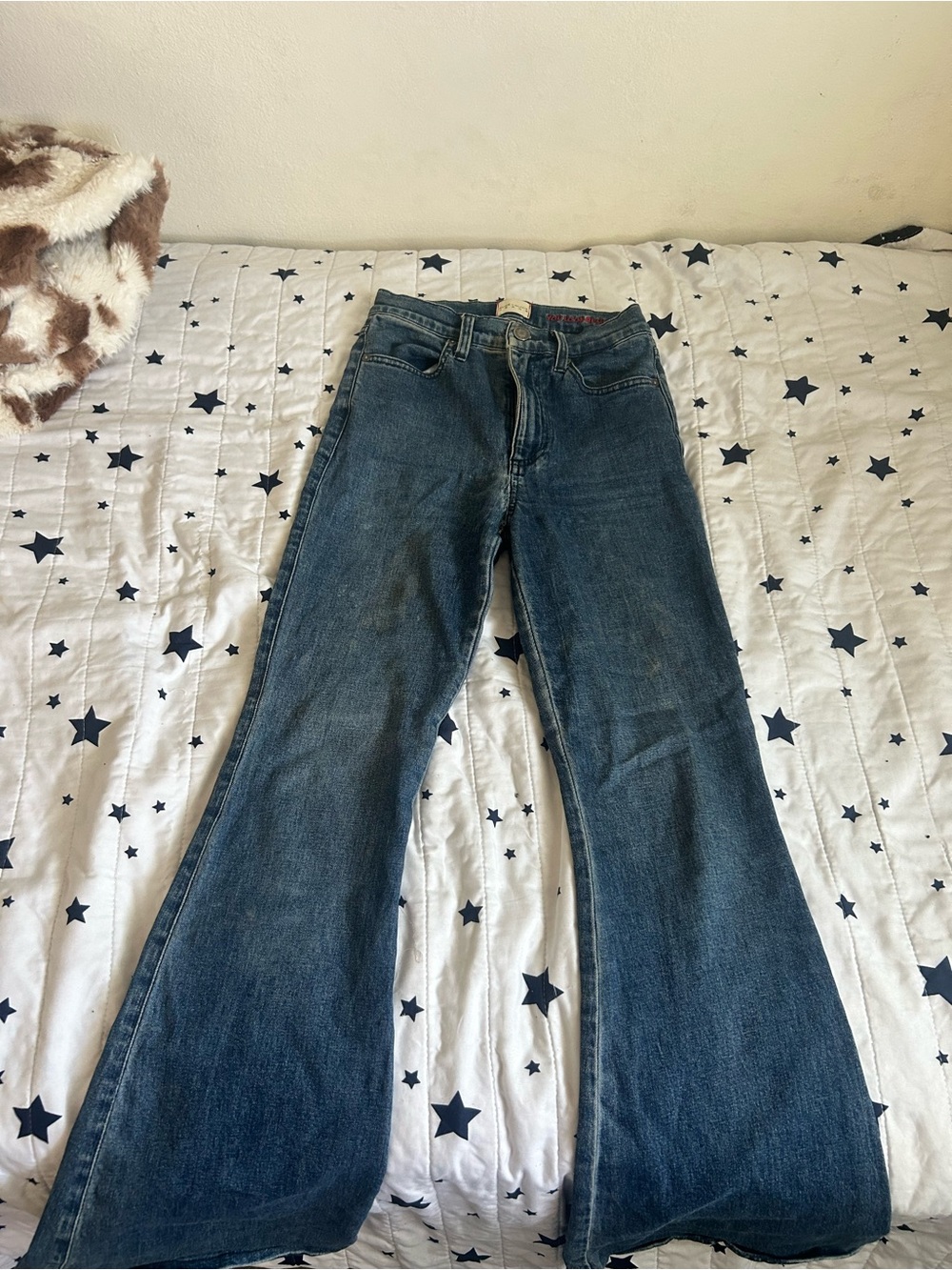 Alice + Olivia Vintage-Inspired Dark Blue Flare Jeans